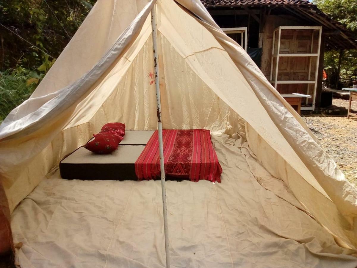 Newalaskuliner & Homestaywatulumbung Kretek Kültér fotó