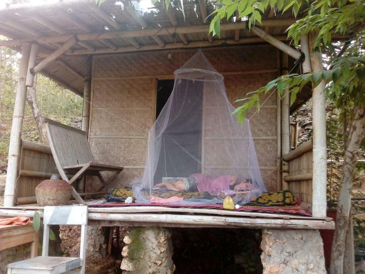 Newalaskuliner & Homestaywatulumbung Kretek Kültér fotó