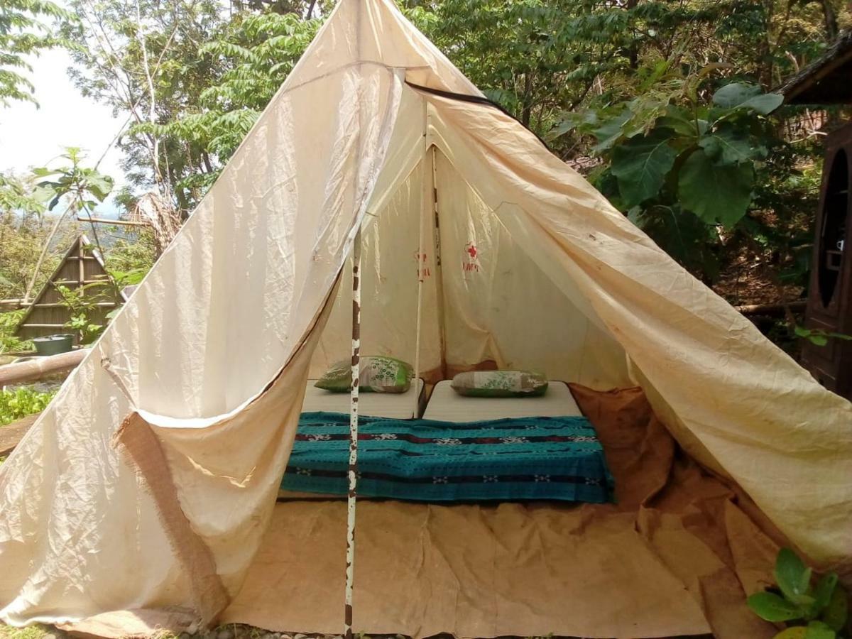 Newalaskuliner & Homestaywatulumbung Kretek Kültér fotó